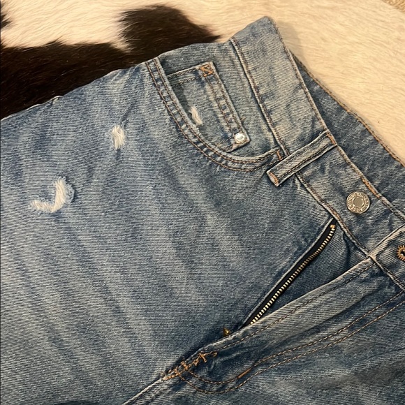 H&M Stylish Distressed Wide Leg Blue Jeans 4 - Picture 5 of 6